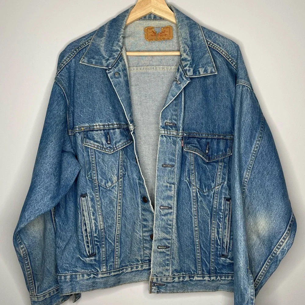 Levi's Light Blue Denim Jacket - Picture 1 of 9